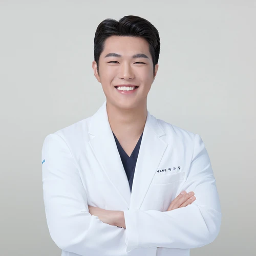 박주성 대표원장 IMAGE